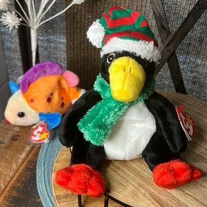 NWT Toboggan Penguin Bird Holiday TY Beanie Baby🐧